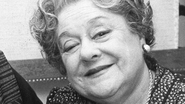 Fig. 19: Rafaela Aparicio (1985). Fotógrafo: Fernando Suárez. (Fuente: Archivo CDAEM)