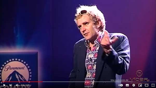Fig. 4: Mauro Muñiz en Nuevos Cómicos. (Fuente: https://www.youtube.com/watch?v=S8TDj_OmAmk). 