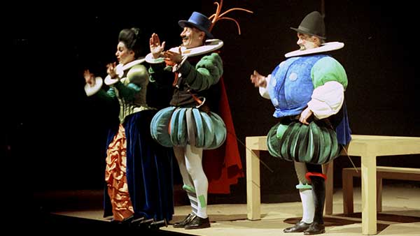 Fig. 11: Maravillas de Cervantes, por Comediants. (Teatro de la Comedia, 2001). Fotógrafo: Daniel Alonso. (Fuente: Archivo CDAEM).