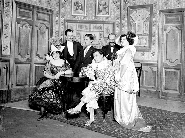 Tres caballeros y una dama… francesa
