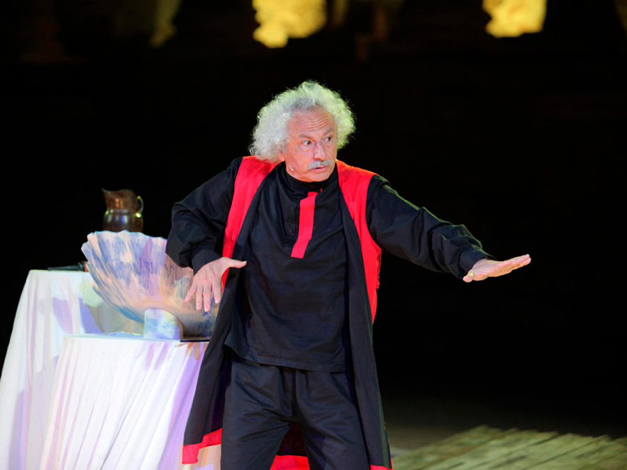 Rafael Álvarez el Brujo y la existencia de un teatro di narrazione en España. Por Isabel Gómez