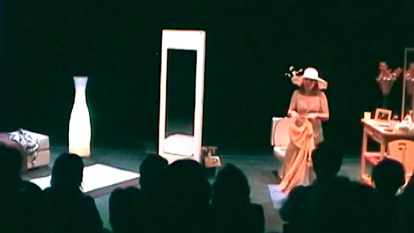 Fig. 22: La boda, de Carmen Resino. Dirección de Mariano de Paco Serrano. (2006).