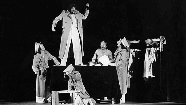 Fig. 2: La torna, de Els Joglars. 1977.