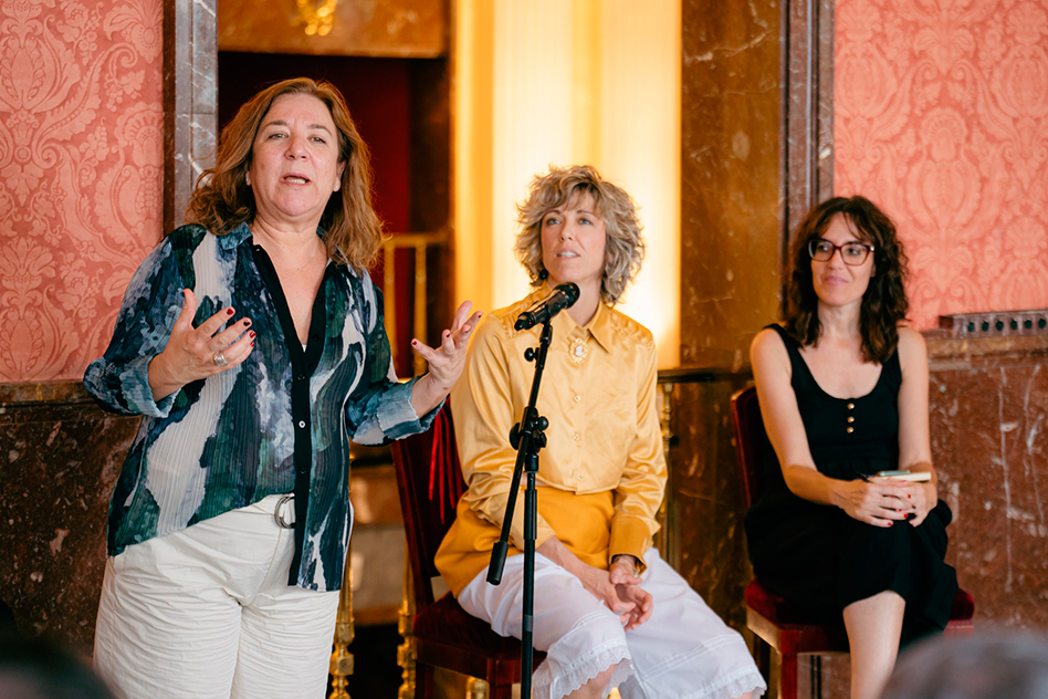 Coloquio ¡Zarzuela lo serás tú!. Teatro de la Zarzuela, 2025.