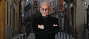 El dramaturgo y director valenciano Sanchis Sinisterra, Max de Honor